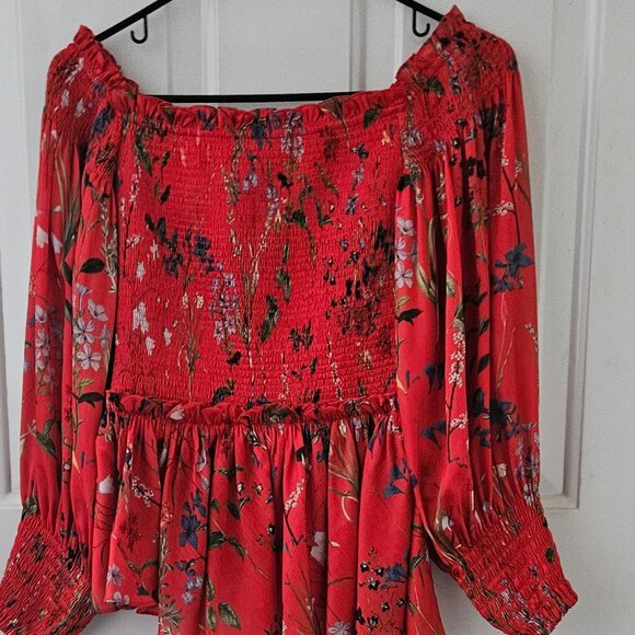 Alexis Botanical Red Off-the-Shoulder Top Medium - Picture 3 of 3